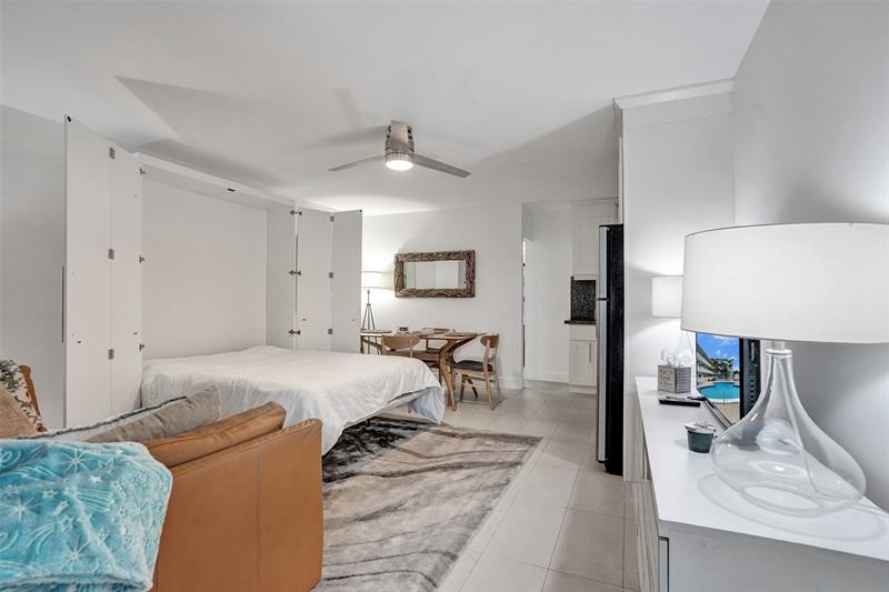 Image 16 of 32 For 1480 Ocean Blvd  316