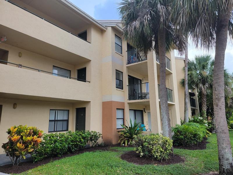 Details for 9999 Summerbreeze Dr  320, Sunrise, FL 33322