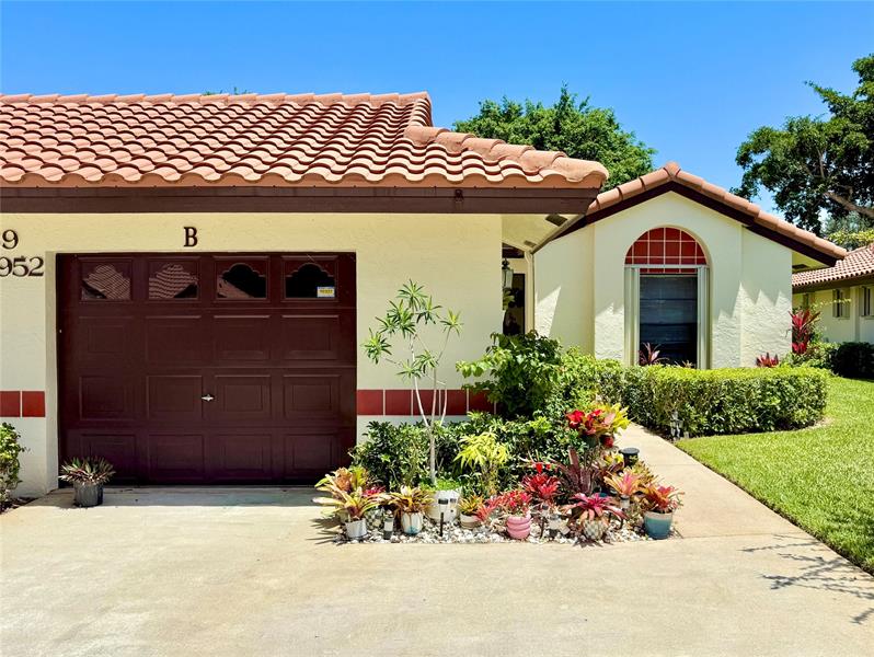 Details for 10952 Roebelini Palm Ct  B, Boynton Beach, FL 33437