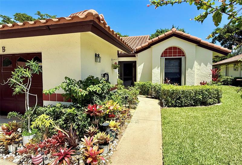 Image 3 of 48 For 10952 Roebelini Palm Ct  B