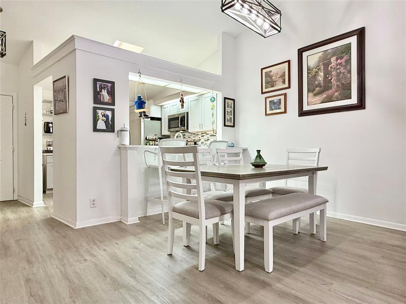 Image 7 of 48 For 10952 Roebelini Palm Ct  B