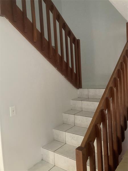 Image 13 of 36 For 775 120th Way  775