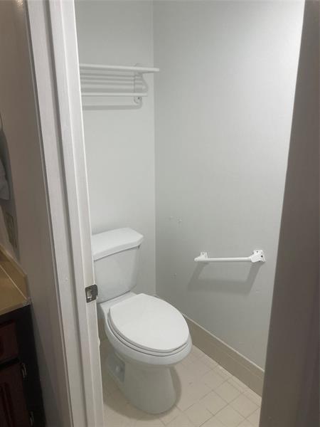 Image 21 of 36 For 775 120th Way  775