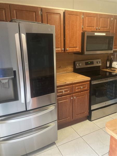 Image 8 of 36 For 775 120th Way  775