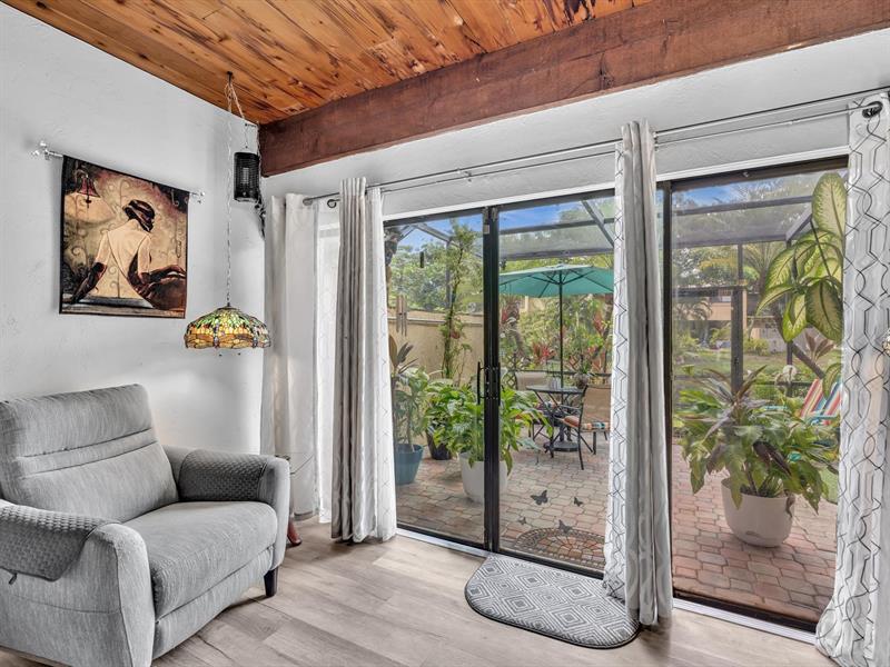Image 13 of 28 For 701 Coco Plum Cir  8