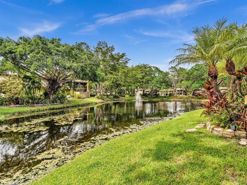 Image 17 of 28 For 701 Coco Plum Cir  8