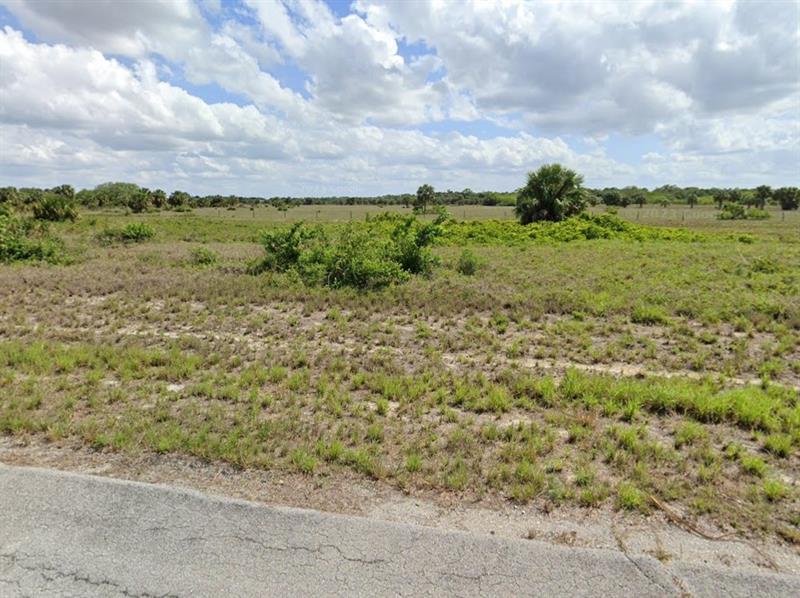 Details for 479 Almeria Dr, Banyan Village, FL 33935