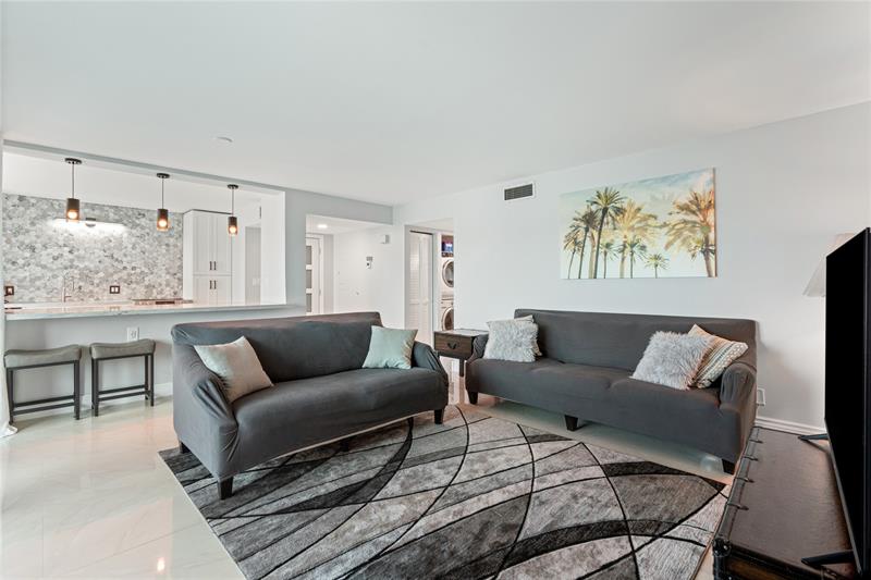 Image 10 of 18 For 3200 Ocean Dr