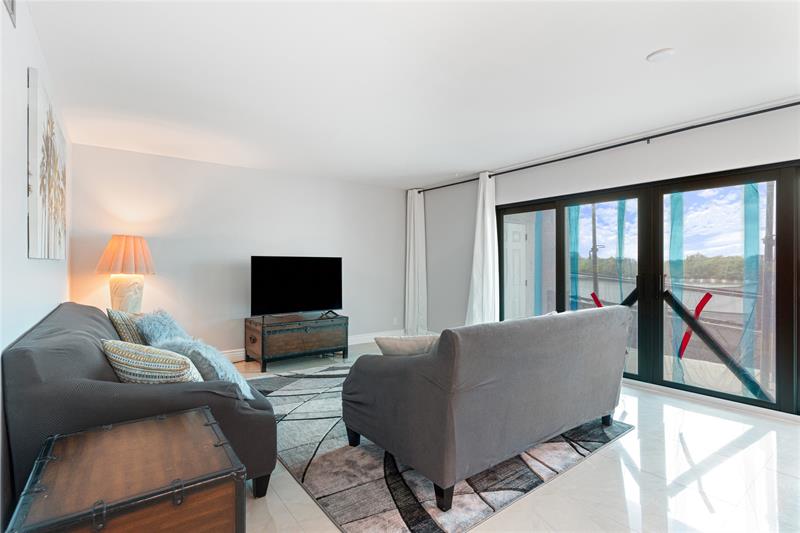 Image 9 of 18 For 3200 Ocean Dr