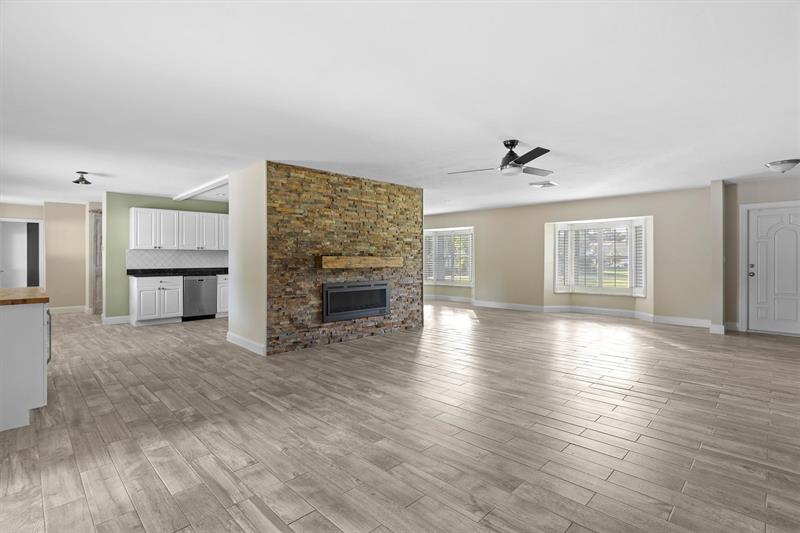 Image 10 of 73 For 4000 109th Ave