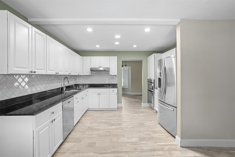 Image 11 of 73 For 4000 109th Ave