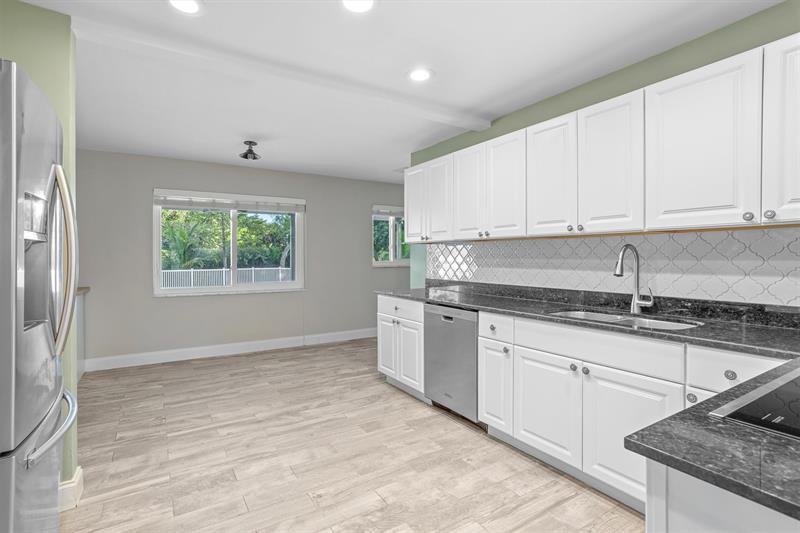 Image 13 of 73 For 4000 109th Ave