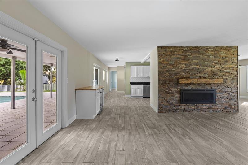Image 9 of 73 For 4000 109th Ave