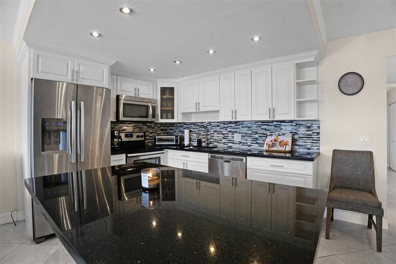 Image 14 of 31 For 78 Oakridge G  78