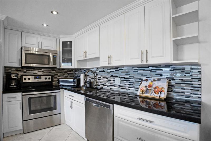 Image 15 of 31 For 78 Oakridge G  78