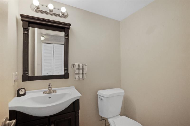 Image 20 of 31 For 78 Oakridge G  78