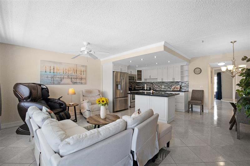 Image 4 of 31 For 78 Oakridge G  78