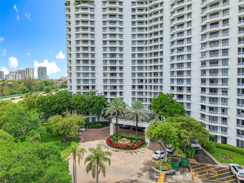 Details for 3300 192nd St  1216, Miami, FL 33180