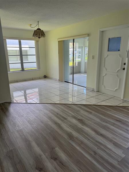 Image 5 of 22 For 1152 83rd Ave  D66
