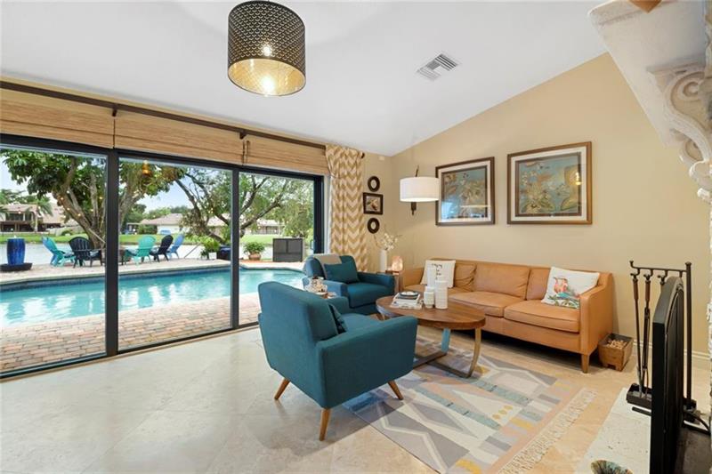 Image 13 of 50 For 10320 6th St