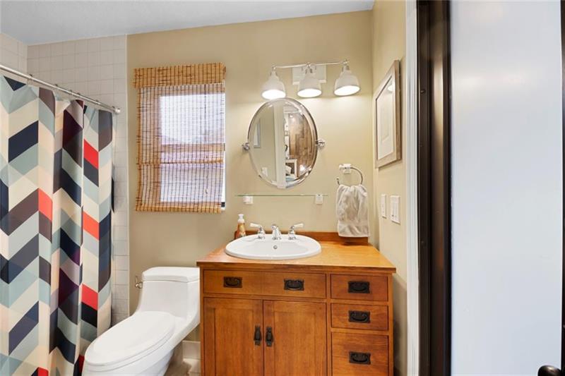 Image 21 of 50 For 10320 6th St