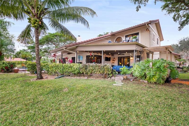 Image 26 of 50 For 10320 6th St