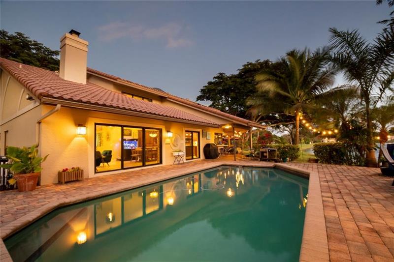 Image 44 of 50 For 10320 6th St