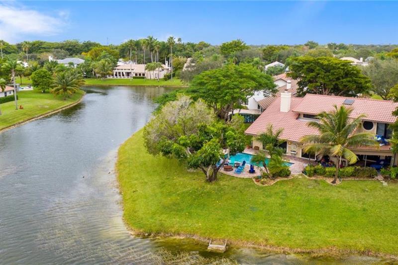 Image 50 of 50 For 10320 6th St