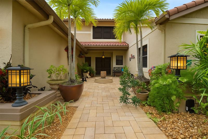 Image 6 of 50 For 10320 6th St