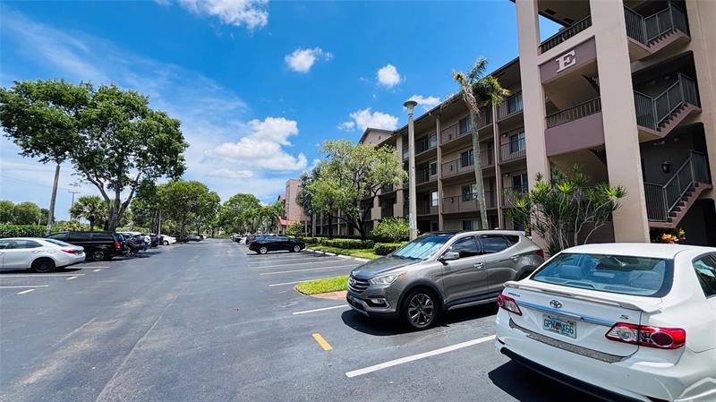 Image 4 of 5 For 12550 15th St  102 E