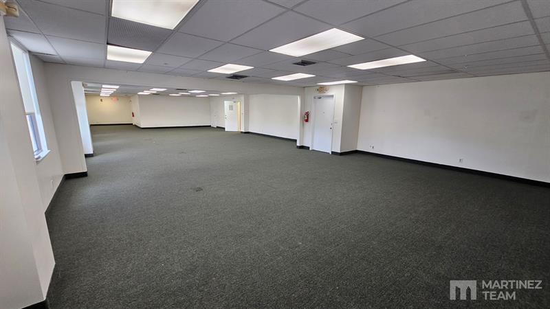 Image 6 of 10 For 4350 Hallandale Beach Bl