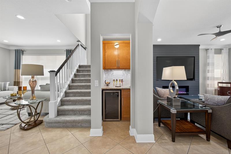 Image 15 of 96 For 5016 Nautica Lake Cir