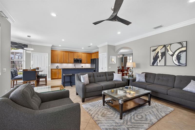 Image 27 of 96 For 5016 Nautica Lake Cir