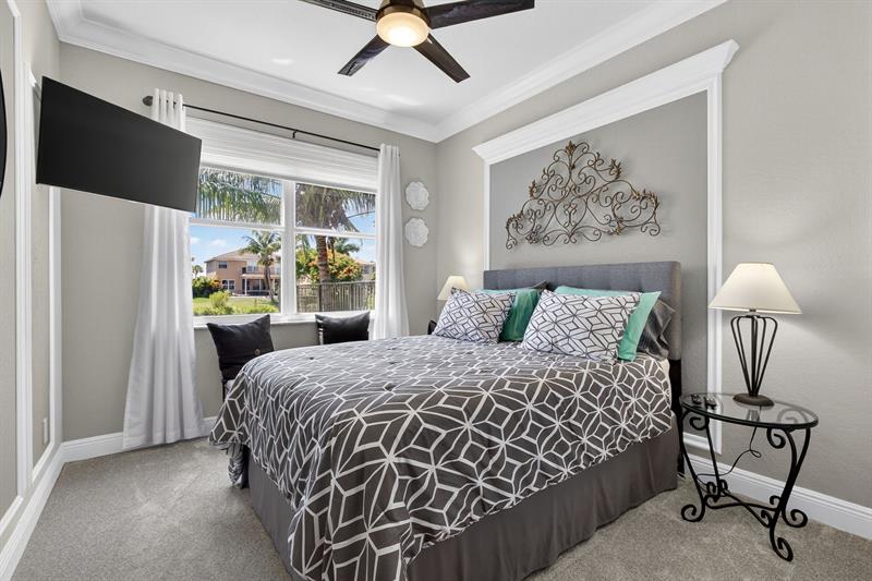Image 31 of 96 For 5016 Nautica Lake Cir
