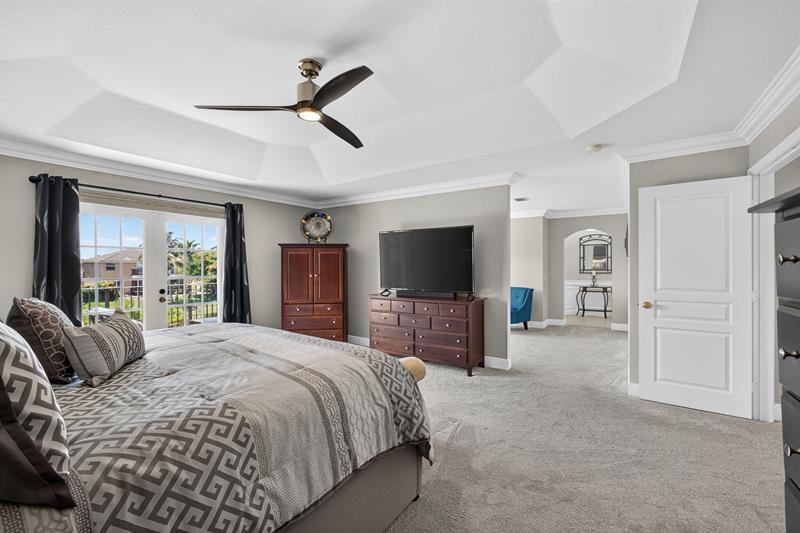 Image 35 of 96 For 5016 Nautica Lake Cir