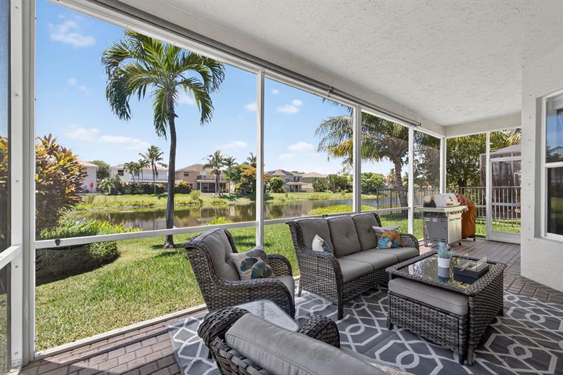Image 60 of 96 For 5016 Nautica Lake Cir