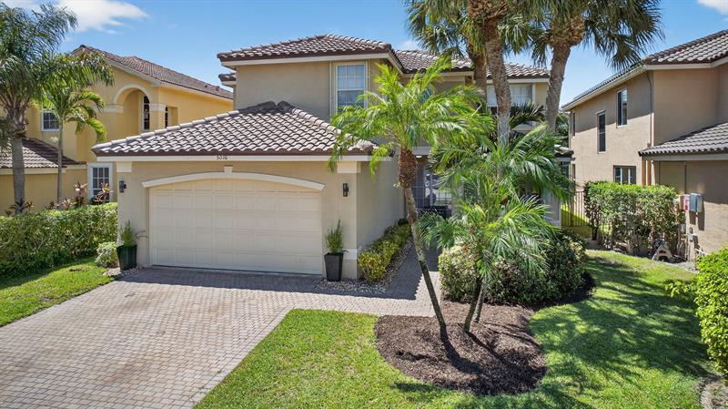 Image 68 of 96 For 5016 Nautica Lake Cir