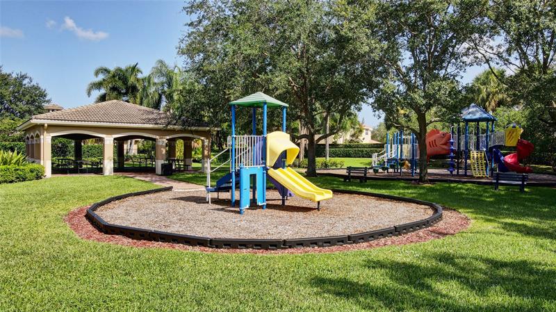 Image 92 of 96 For 5016 Nautica Lake Cir