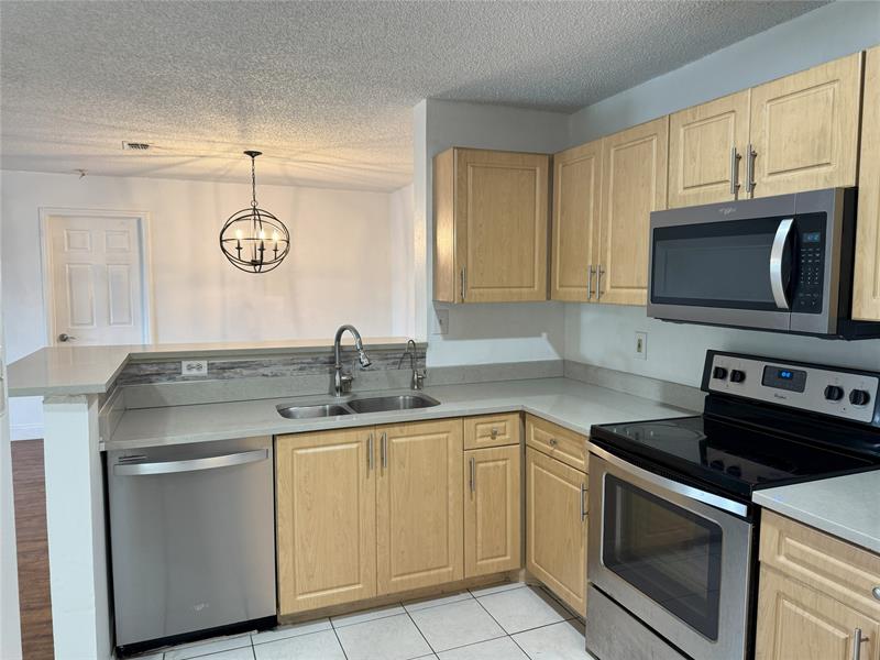 Image 6 of 19 For 11245 Atlantic Blvd  204