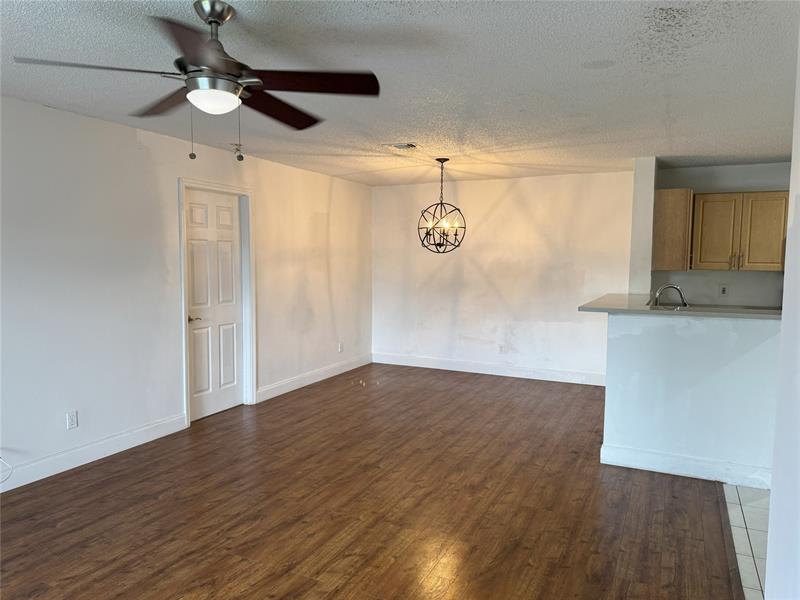 Image 7 of 19 For 11245 Atlantic Blvd  204