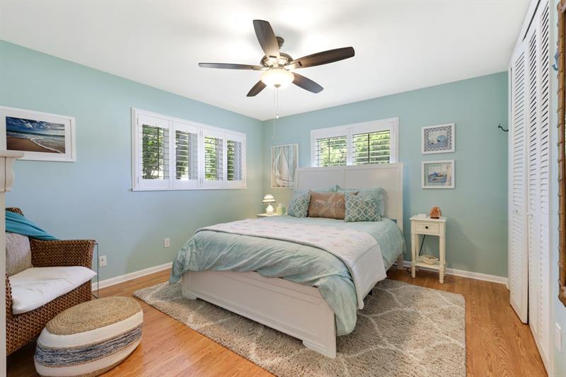 Image 31 of 48 For 5237 Del Prado Blvd