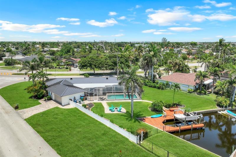 Image 41 of 48 For 5237 Del Prado Blvd