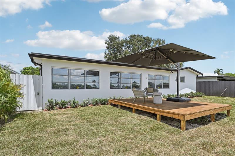 Image 36 of 38 For 6764 Dogwood Dr