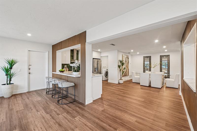 Image 8 of 38 For 6764 Dogwood Dr