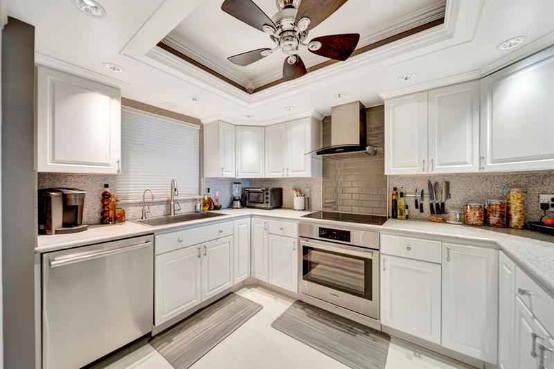 Image 12 of 52 For 1850 Ocean Blvd  712