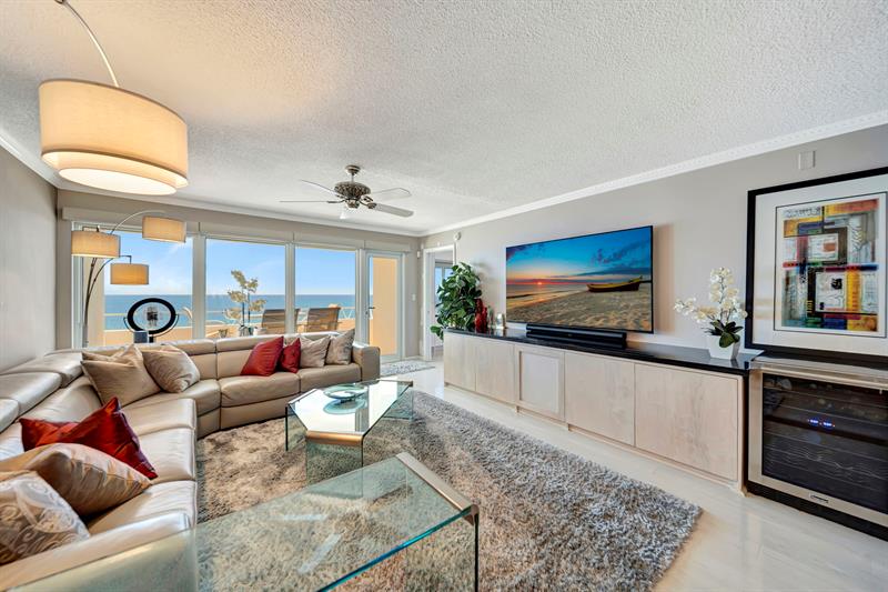 Image 21 of 52 For 1850 Ocean Blvd  712