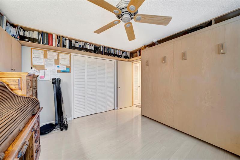 Image 34 of 52 For 1850 Ocean Blvd  712