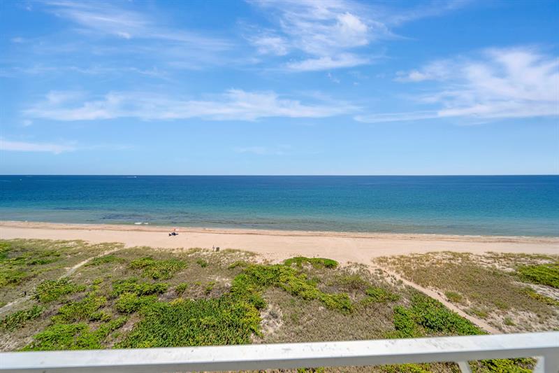 Image 39 of 52 For 1850 Ocean Blvd  712