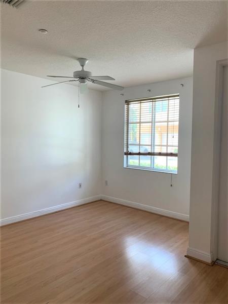 Image 6 of 9 For 1310 3rd Ct  