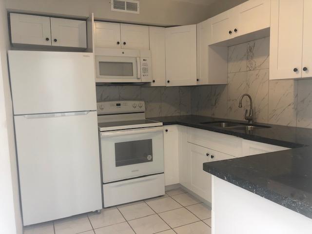 Image 4 of 12 For 5317 18th St  2b